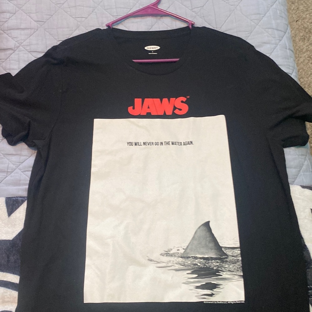 Old navy tee